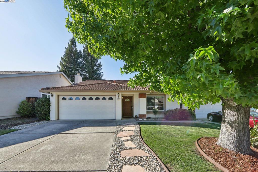 57 Trailview Ct