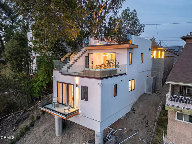 Detail Gallery Image 31 of 34 For 812 W Avenue 37, Los Angeles,  CA 90065 - 3 Beds | 2/1 Baths