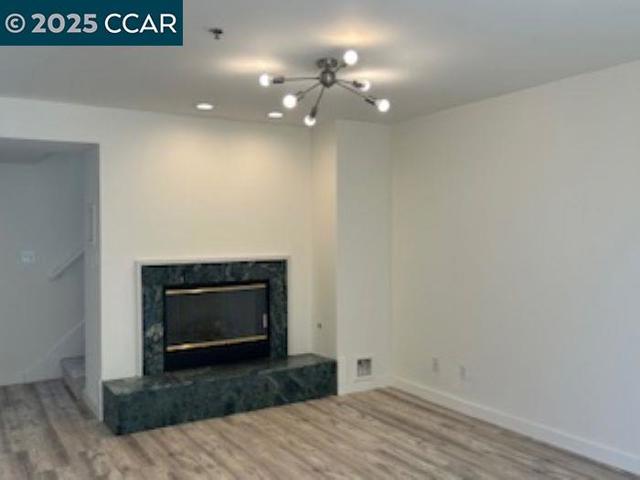 1174 Eddy St., San Francisco CA: https://media.crmls.org/mediaz/7d97db5e-5871-48d8-9dca-571e59cdf4de.jpg