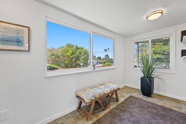 399 Sea Ridge Road, Seacliff CA: https://media.crmls.org/mediaz/7d989165-8cc0-4f56-a4e1-040a755f306b.jpg