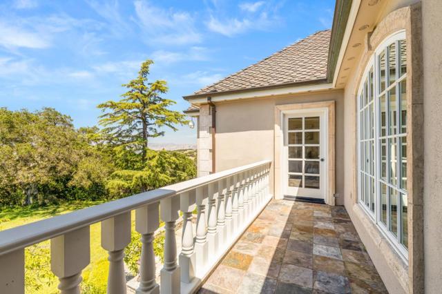 16541 Cypress Way, Los Gatos CA: https://media.crmls.org/mediaz/7d98999e-2985-43ab-b518-488358bcaac3.jpg