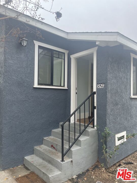 Image 2 for 829 N Coronado St, Los Angeles, CA 90026