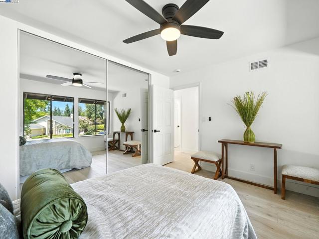5995 Via Del Cielo, Pleasanton CA: https://media.crmls.org/mediaz/7d98fb98-ac3c-4814-b0b9-25081cc95207.jpg