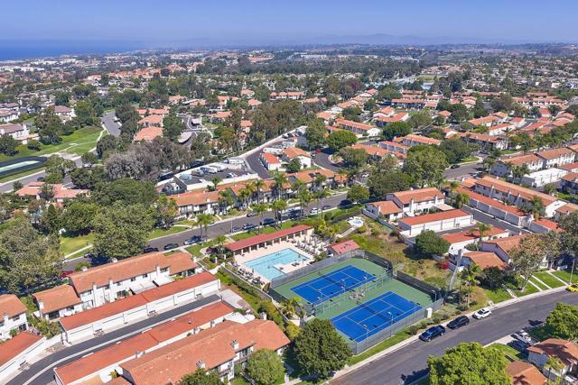 Detail Gallery Image 24 of 27 For 6917 Pear Tree Dr, Carlsbad,  CA 92011 - 2 Beds | 2/1 Baths