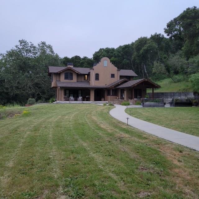 1439 Portola Road, Woodside CA: https://media.crmls.org/mediaz/7d9b87a2-271a-4c3f-b72a-50645e4f3098.jpg