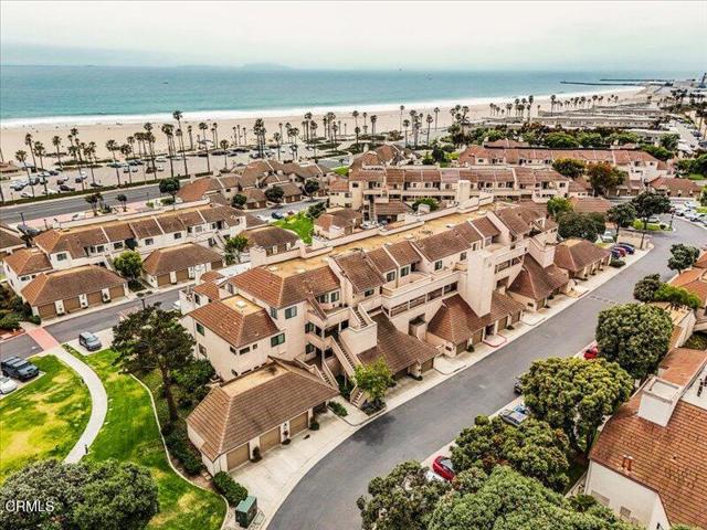 612 Island View Circle, Port Hueneme CA: https://media.crmls.org/mediaz/7d9bba33-430e-45db-a295-b0d569a73854.jpg