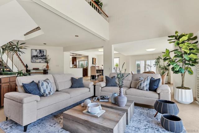 6 Buccaneer Way, Coronado CA: https://media.crmls.org/mediaz/7d9c4138-7418-4fd1-a1fb-712d6f1f5d91.jpg