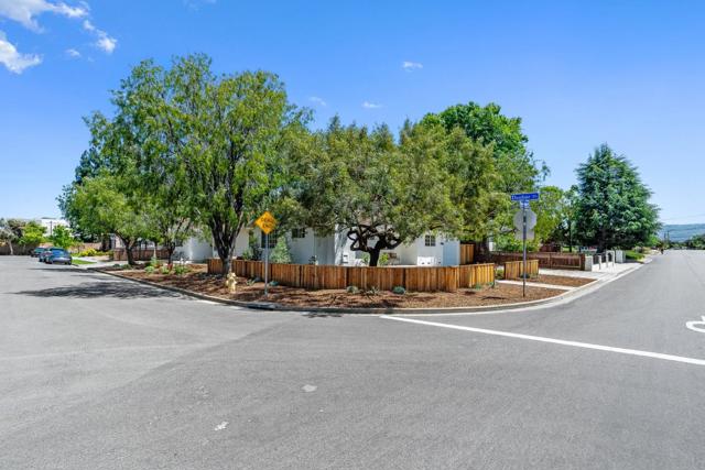 20730 Dunbar Drive, Cupertino CA: https://media.crmls.org/mediaz/7d9e3a86-fd80-4c6a-91dc-33eed43d196c.jpg