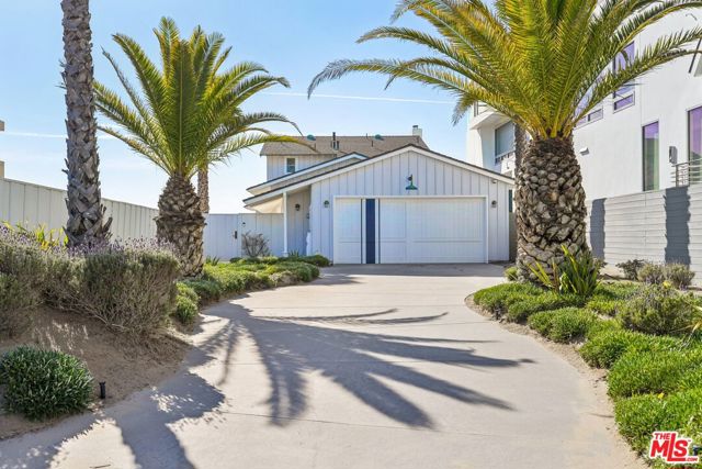 1101 Capri Way photo 1
