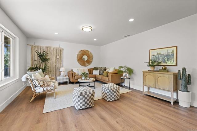 752 Quiet Place, Escondido CA: https://media.crmls.org/mediaz/7d9e6aee-7eda-4311-8f14-05a2f9f312fe.jpg