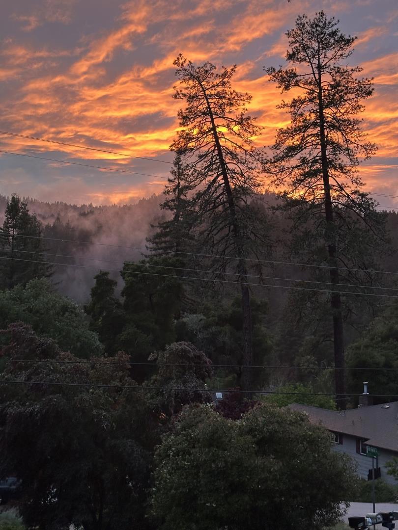 https://media.crmls.org/mediaz/7d9ec709-7024-4486-af84-87693811efe4.jpg?preset=X-Large