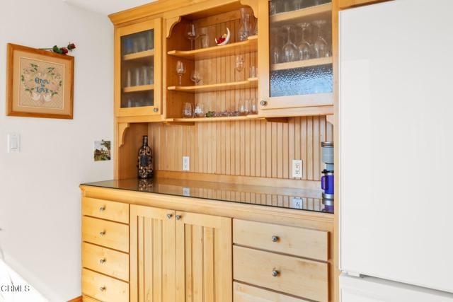 Detail Gallery Image 9 of 29 For 505 Briarwood Ter, Ventura,  CA 93001 - 3 Beds | 2 Baths