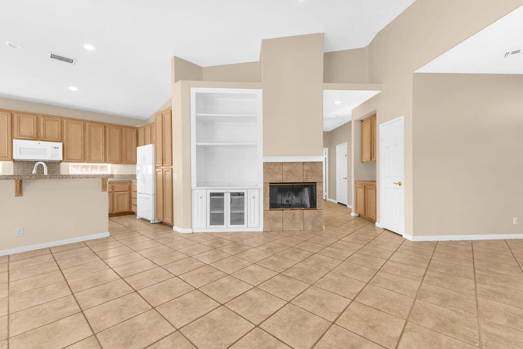 MLS #219149629DA image #6