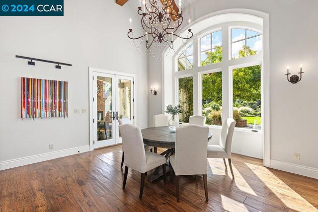 8 Julianna Court, Moraga CA: https://media.crmls.org/mediaz/7d9f8c08-5b20-4a76-957c-2f0ab8499b58.jpg