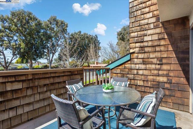 43163 Grimmer Ter, Fremont CA: https://media.crmls.org/mediaz/7d9faad9-296e-4cf3-bd73-b185a92c1d77.jpg