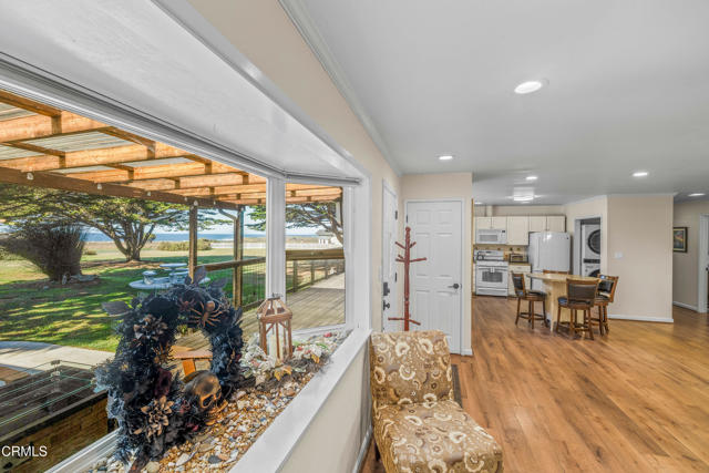 Detail Gallery Image 12 of 27 For 19251 Del Mar Dr, Fort Bragg,  CA 95437 - 4 Beds | 2 Baths