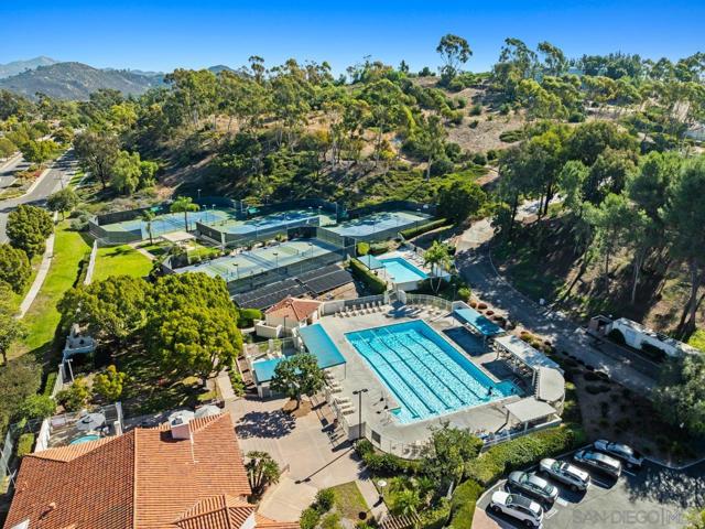 Swimming Pool/Hot Tub/Sauna