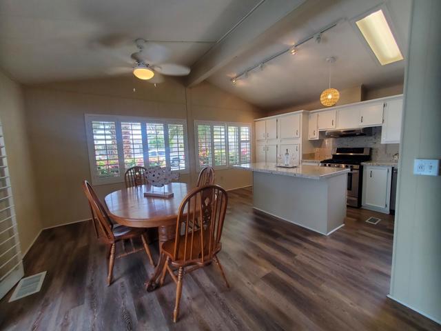 74647 Azurite E Circle, Palm Desert CA: https://media.crmls.org/mediaz/7da1b8fa-b529-4db8-a89a-aa831ac03f1a.jpg