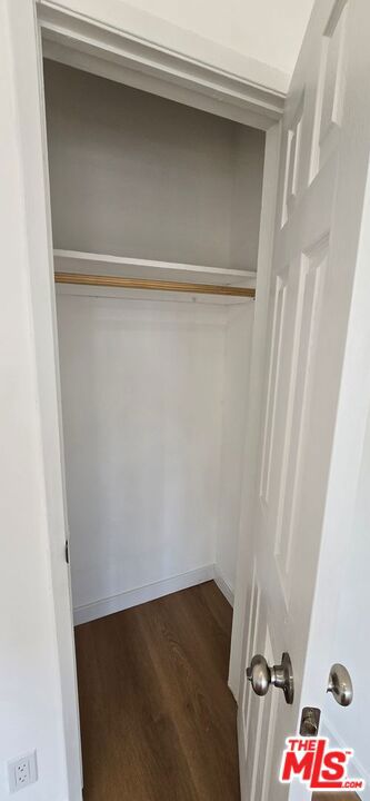 1308 N Poinsettia Place, Los Angeles CA: https://media.crmls.org/mediaz/7da32ece-dd57-4cd8-81b9-a4a1c3017c1c.jpg