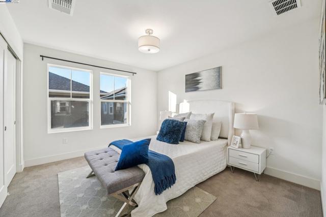 37898 Seafarer Road, Newark CA: https://media.crmls.org/mediaz/7da37732-afb3-45c4-8818-b729ac2ee764.jpg
