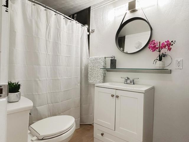 531 N 12th Street, San Jose CA: https://media.crmls.org/mediaz/7da404ab-0c8b-45bd-8a37-353237eb547d.jpg