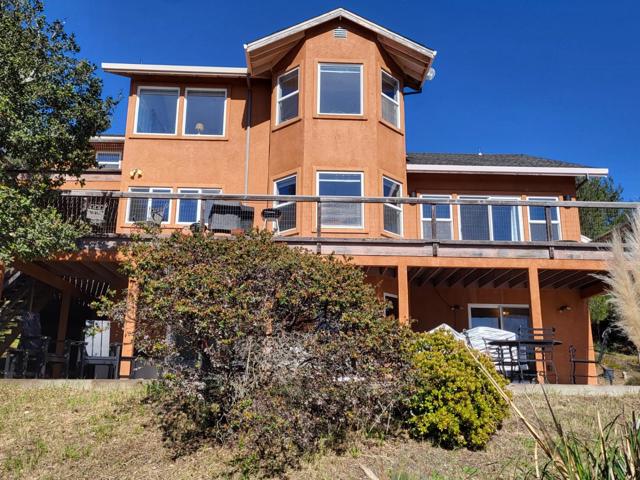 14643 Tumble Weed Lane, Royal Oaks CA: https://media.crmls.org/mediaz/7da41c3d-7917-4e33-9a19-5b3beacdb26b.jpg