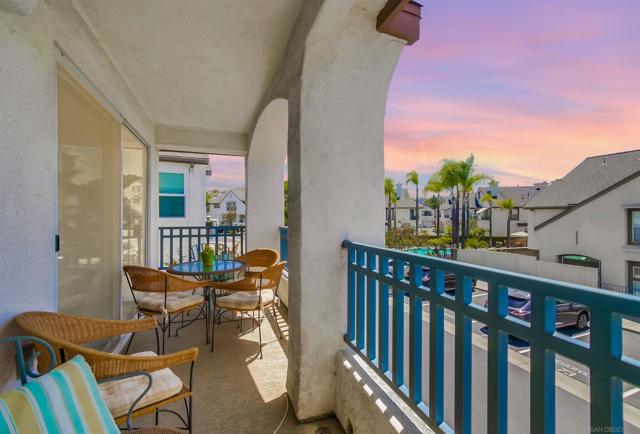 11952 Cypress Canyon Rd, San Diego CA: https://media.crmls.org/mediaz/7da455ac-6ab5-4374-8b66-b90376699890.jpg