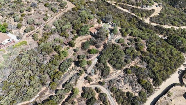 38281 Western Hills Drive, Anza CA: https://media.crmls.org/mediaz/7da46496-1ccb-4d22-9793-5872e1231229.jpg