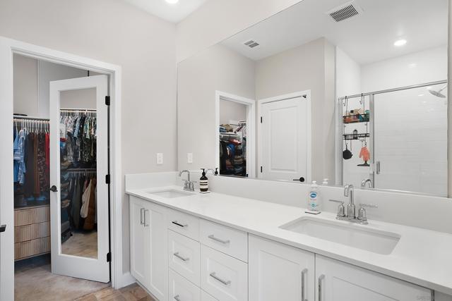 1221 Sunrise View, San Marcos CA: https://media.crmls.org/mediaz/7da5bb59-4814-495a-b78f-2876eed0cc6b.jpg