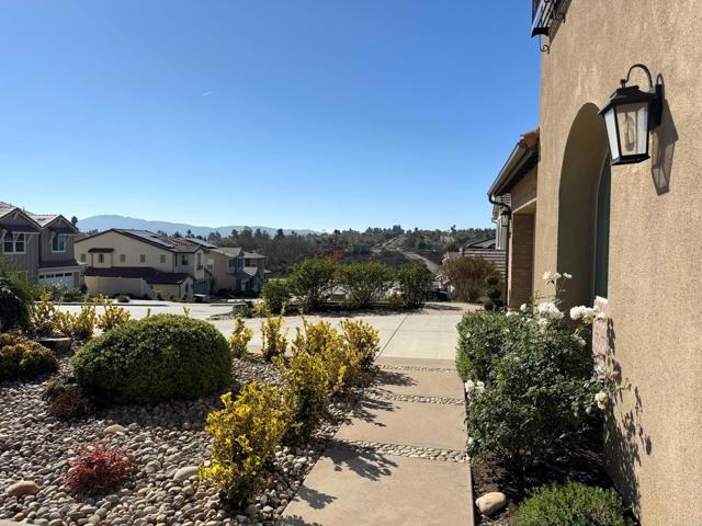 Detail Gallery Image 13 of 50 For 911 Lindbergh Dr, San Marcos,  CA 92069 - 4 Beds | 4/1 Baths