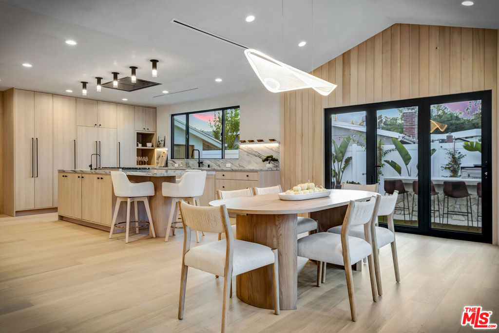 MLS #25625191 image #14