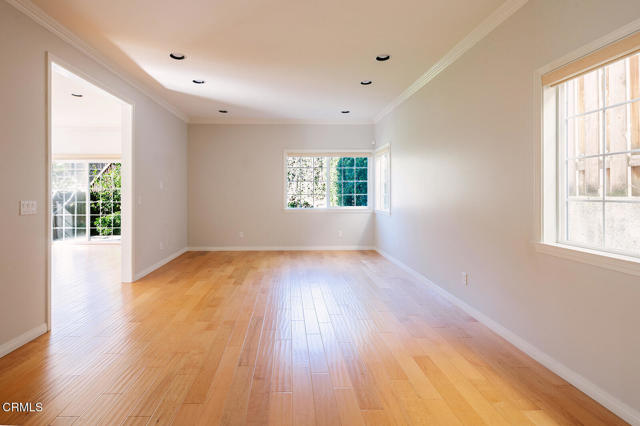 Detail Gallery Image 2 of 74 For 2409 Olive Ave, La Crescenta,  CA 91214 - 4 Beds | 4 Baths