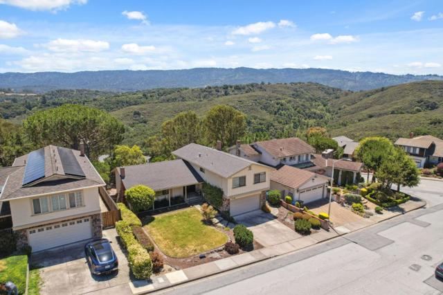 165 Leslie Drive, San Carlos CA: https://media.crmls.org/mediaz/7da92746-a101-4146-82d8-16bc8e5a4a10.jpg