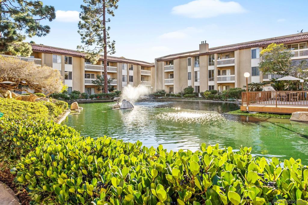 1855 Diamond St - photo 3