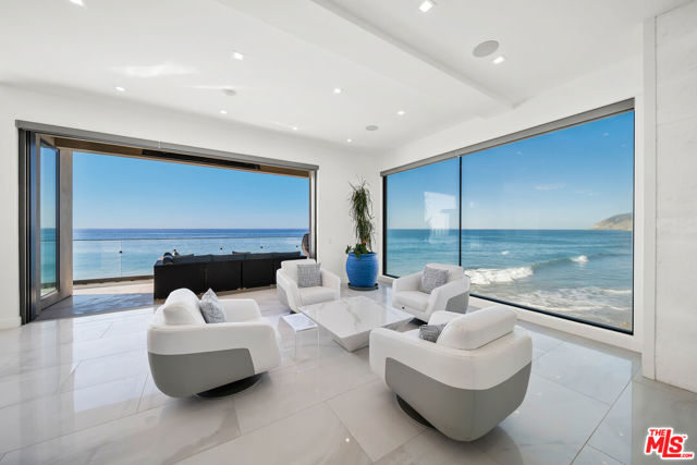 11350 Pacific Coast Highway, Malibu CA: https://media.crmls.org/mediaz/7daa7823-ac83-499b-b2fe-f56e364347bc.jpg