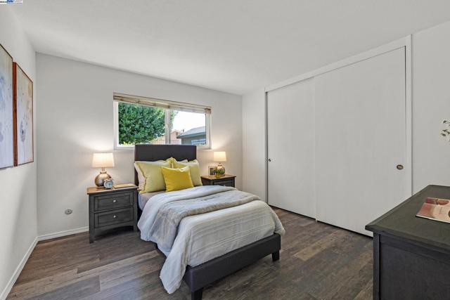 5135 Charlotte Way, Livermore CA: https://media.crmls.org/mediaz/7dab8582-e2e1-4b4e-bab1-c84abf7c1989.jpg