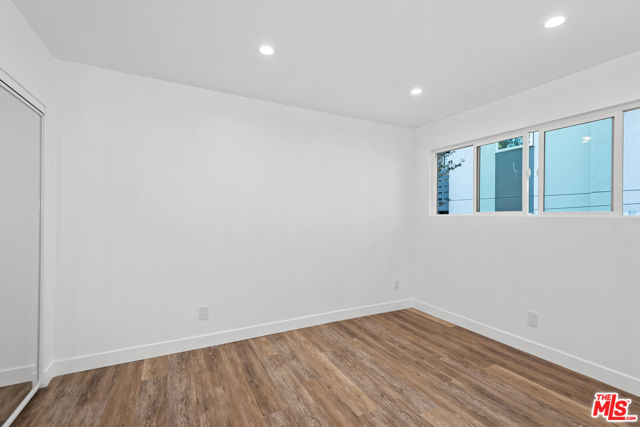 1563 Gordon Street, Los Angeles CA: https://media.crmls.org/mediaz/7dab9afa-aee4-4cc2-82de-4f868b2840dd.jpg