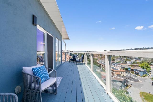 247 Rio Del Mar Boulevard, Aptos CA: https://media.crmls.org/mediaz/7dabc5c7-9aac-4f5e-b89d-ac370a7a2cf1.jpg