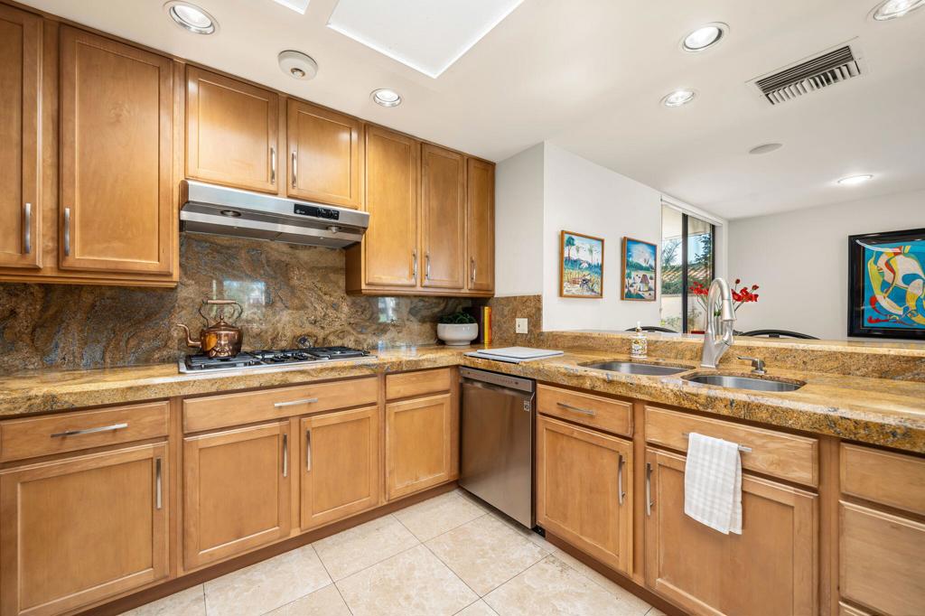 MLS #219138135DA image #14