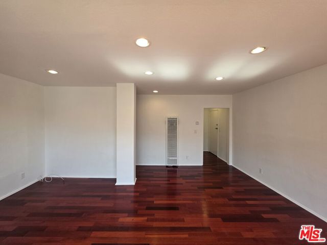 4822 Mascot Street, Los Angeles CA: https://media.crmls.org/mediaz/7dacc010-0ee8-4c9b-9e75-e8fbbe1cbc25.jpg