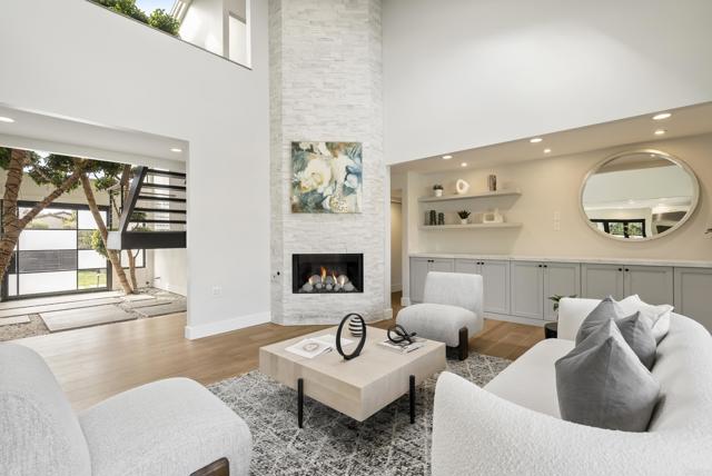 314 S Nardo Ave, Solana Beach CA: https://media.crmls.org/mediaz/7dad6494-9389-4916-a897-4c7dc0c52025.jpg