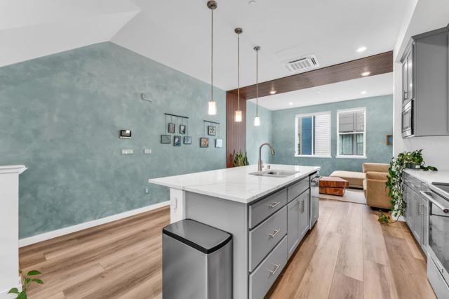 133 Waters Park Circle, San Mateo CA: https://media.crmls.org/mediaz/7dae5109-9b30-4f3f-b395-2bb1cdd4bcca.jpg