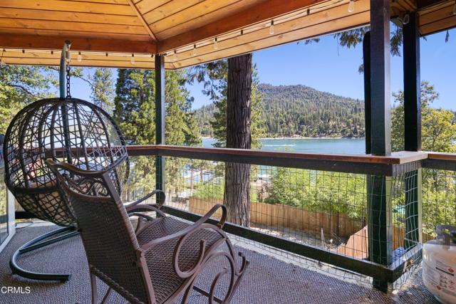 54186 Road 432, Bass Lake CA: https://media.crmls.org/mediaz/7dae9322-9090-41e6-ac45-cc0d32983f2d.jpg