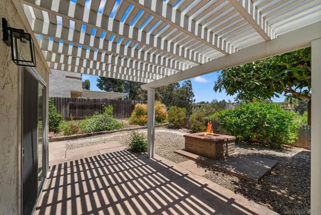 5751 Menorca Dr, San Diego CA: https://media.crmls.org/mediaz/7daec789-dc55-4c77-a44a-1070b2f95fff.jpg