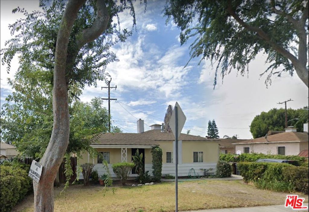 2412 W 132nd Street, Los Angeles, CA 90059