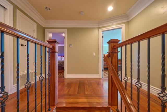 895 Greenwich Drive, Gilroy CA: https://media.crmls.org/mediaz/7db014e6-b26b-42b7-9cb1-5b7615847b8a.jpg