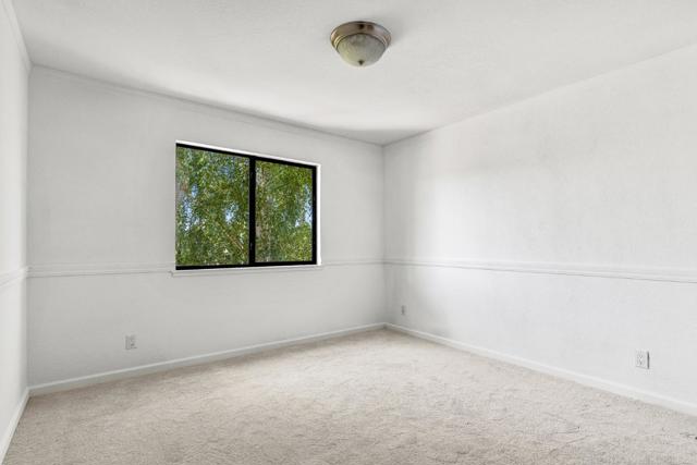 17 Carriage Lane, Scotts Valley CA: https://media.crmls.org/mediaz/7db14e8c-7c6a-4486-af19-63a4f921bf61.jpg