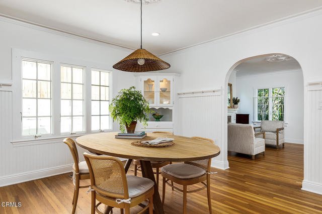 1159 N Chester Avenue, Pasadena CA: https://media.crmls.org/mediaz/7db19b21-5a06-48ca-bc1f-306a97dbe0c8.jpg
