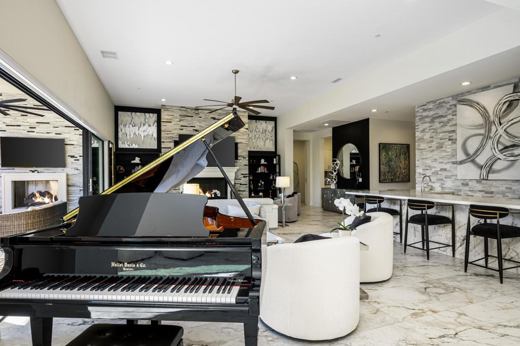 MLS #219138274DA image #16