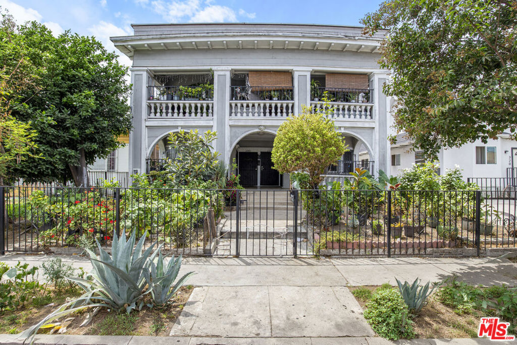Multifamily at 326 E 35th Street